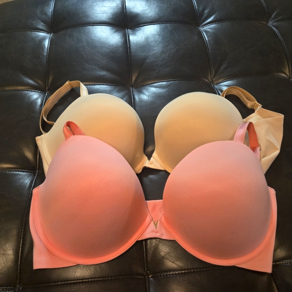 Victoria Secret Lot Of 2 Love Cloud Push Up Bras 36DDD